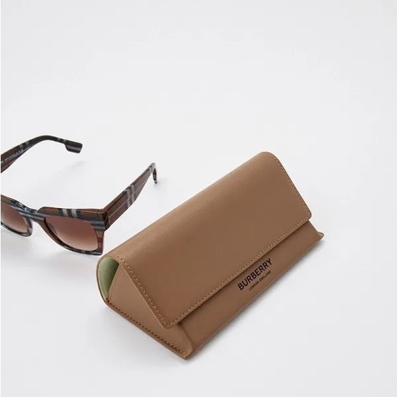 Authentic NEW BURBERRY BE4364 3967/13 WOMEN'S
SUNGLASSES B 4364 - Picture 3 of 16